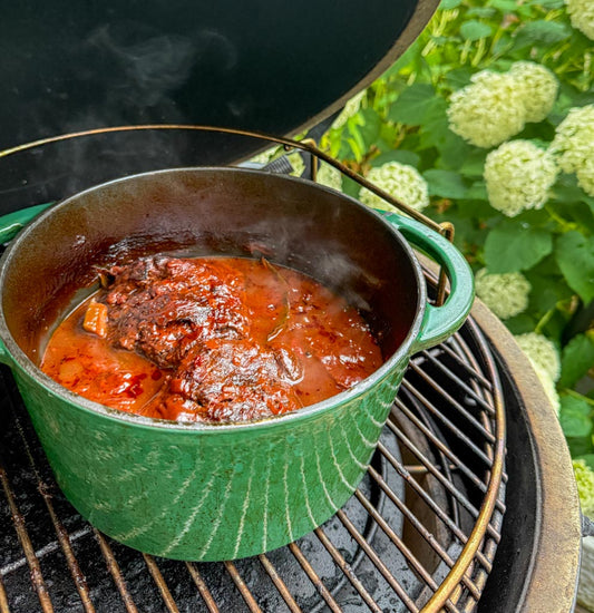 Ochsenbacken aus dem Dutch Oven Rezept